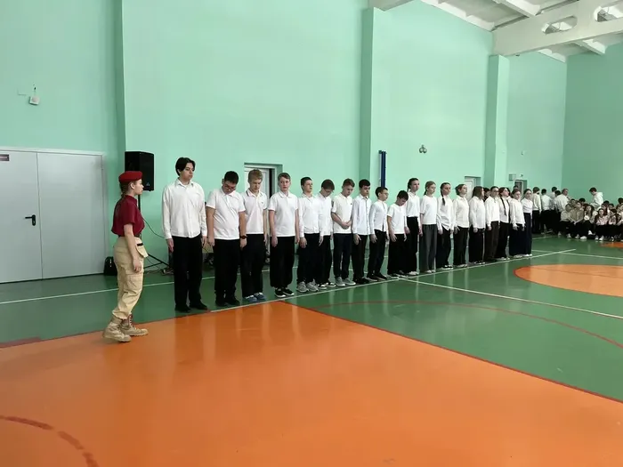 Конкурс строя и песни