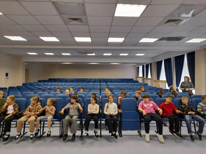 Смотри, читай