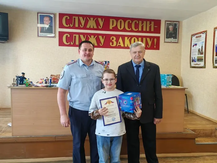 Полицейский дядя Стёпа