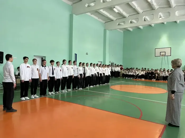 Конкурс строя и песни